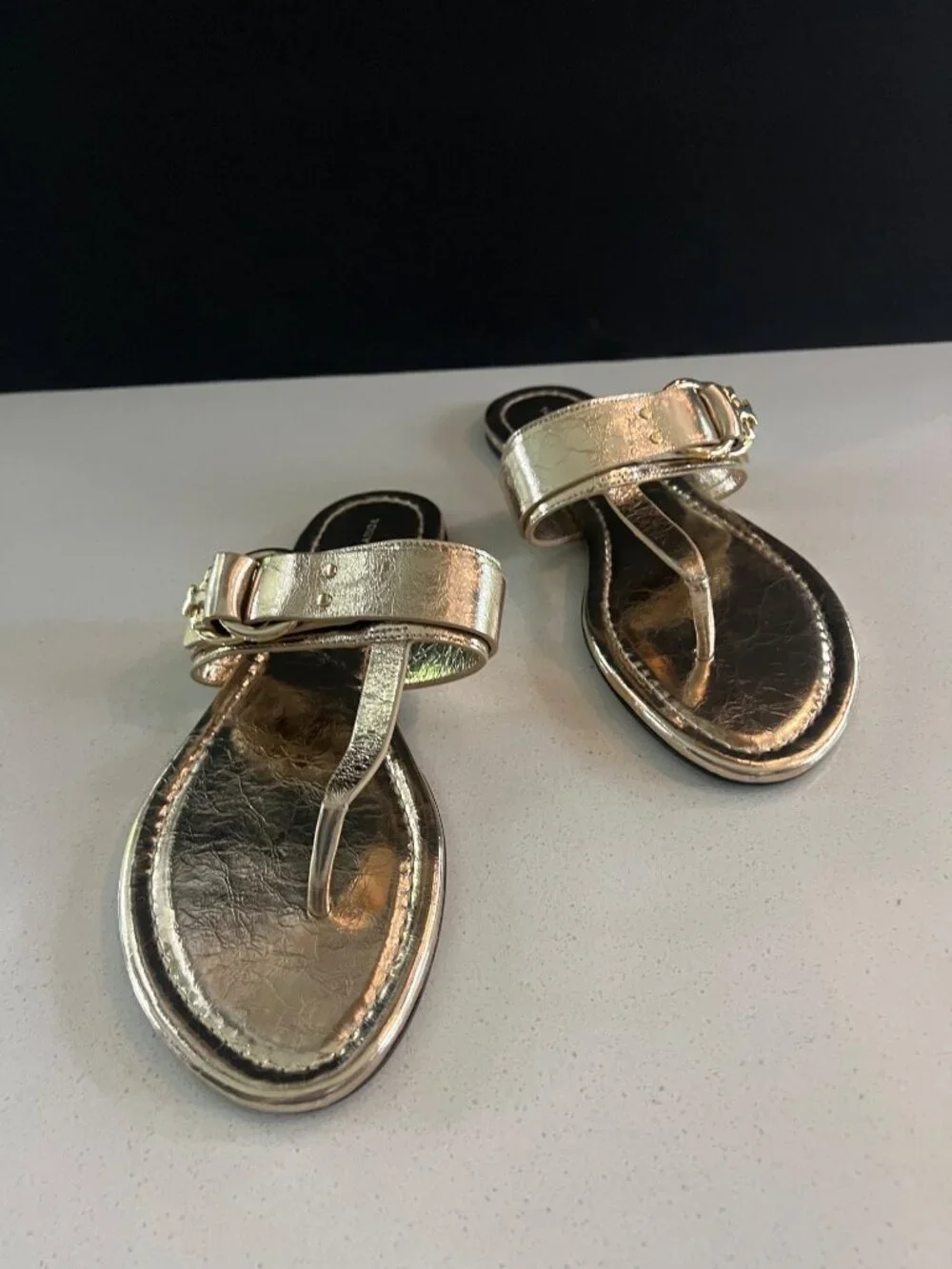 Tory Burch Selby gold Leather Thong Sandals flats slides size 7.5